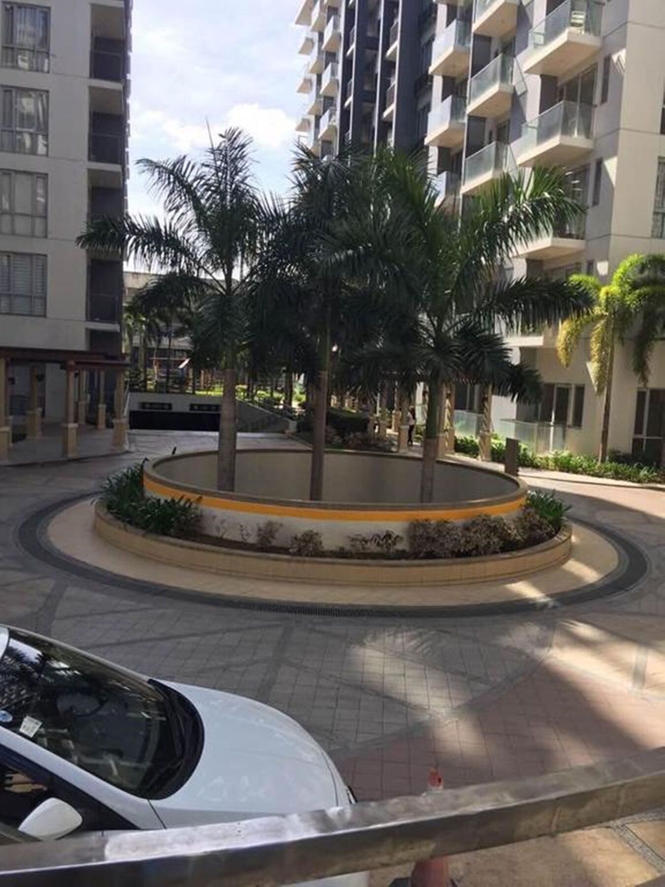 One Palm Tree Apartments Manila Kültér fotó